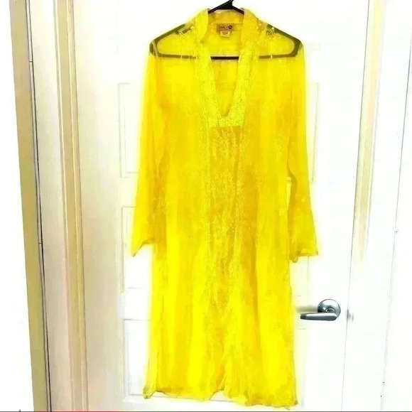LULI K YELLOW SWIMWEAR  TUNIQUE SEQUINS SIZE SMALL - Picture 3 of 16